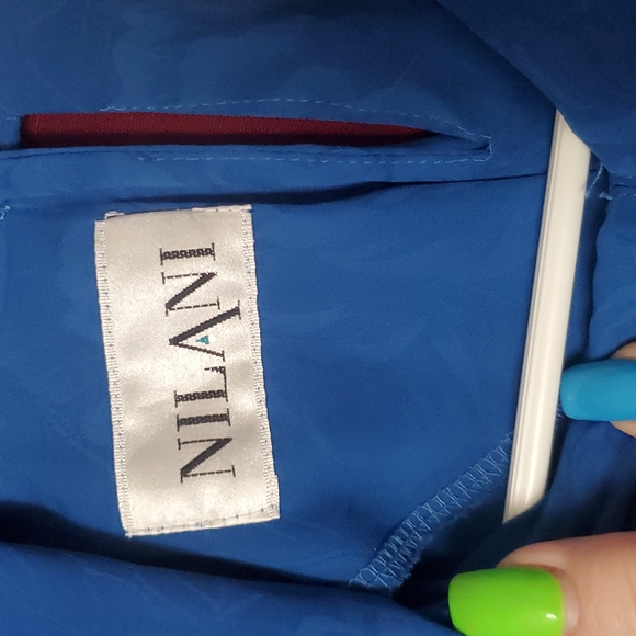 Blue Blouse with Roses - Picture 3 of 10